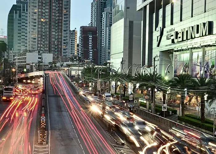 Pr Place Hotel *